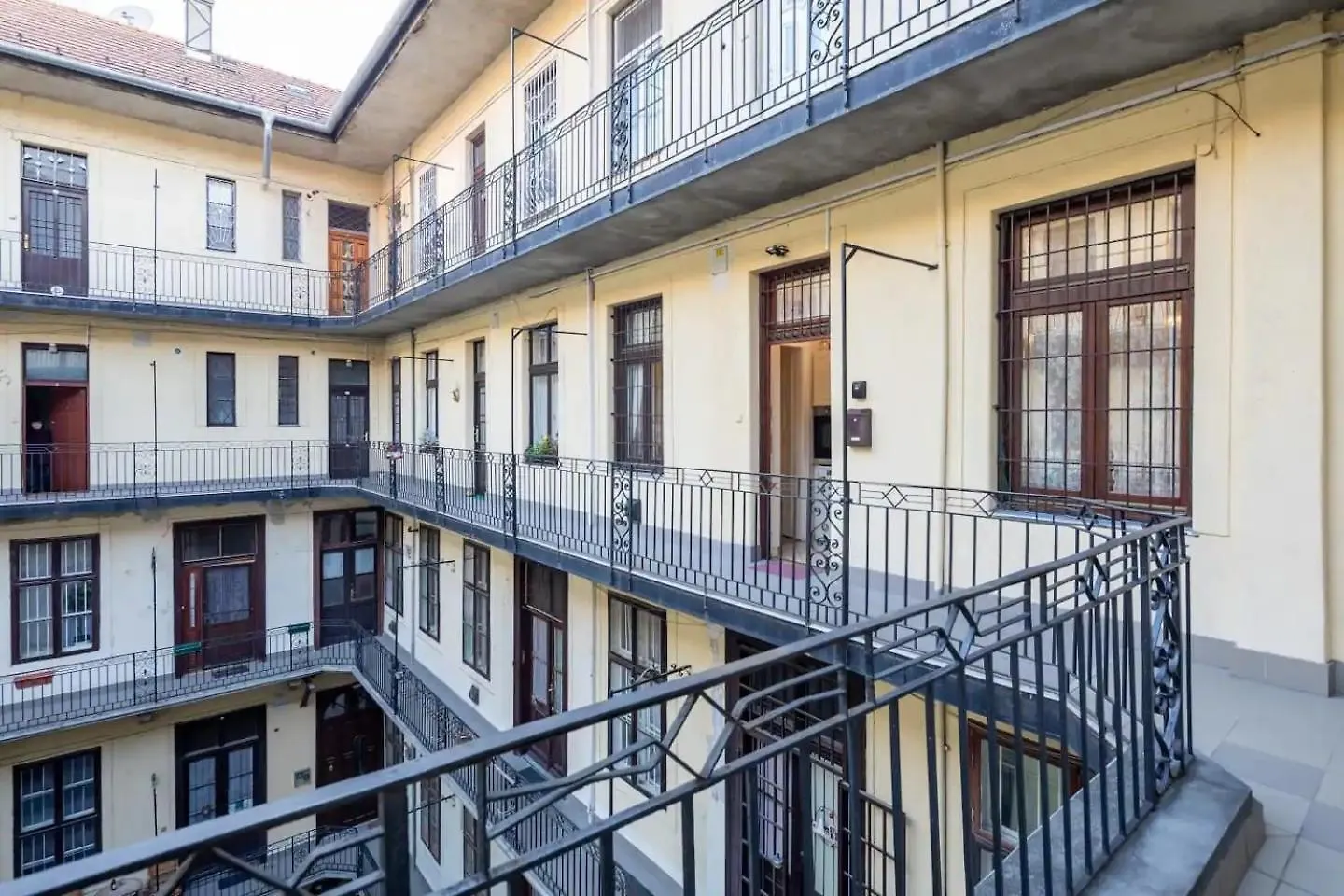 Vamhaz Boulevard Apartments Будапешт