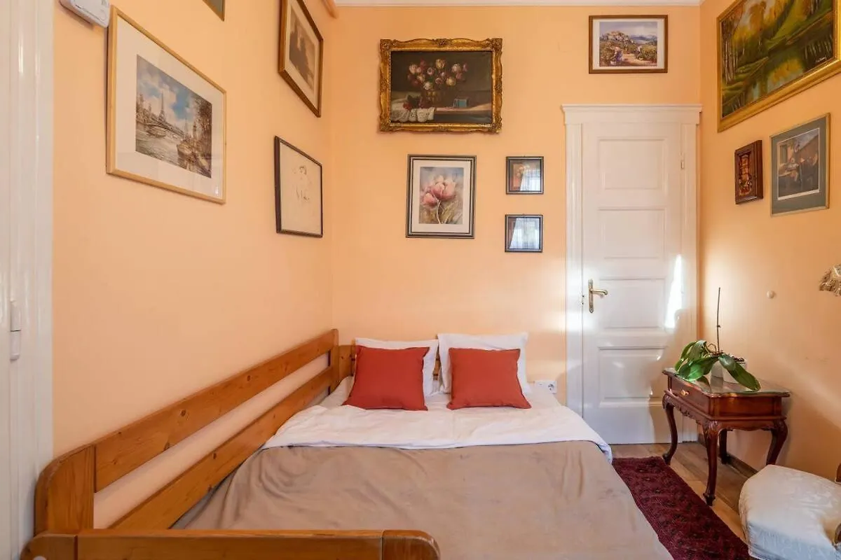 Vamhaz Boulevard Apartments Budapest