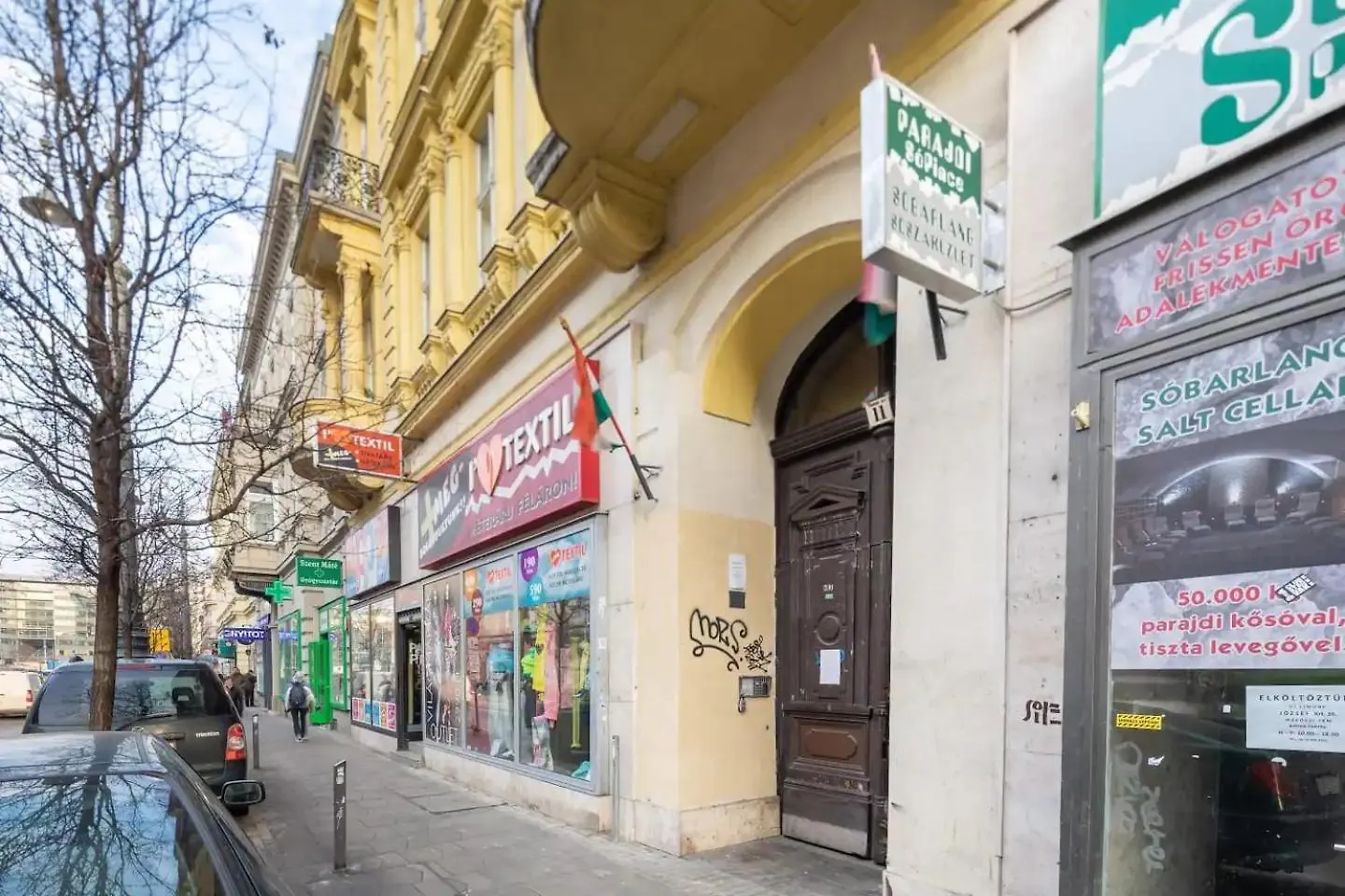 Vamhaz Boulevard Apartments Budapest Hungary
